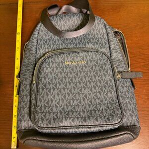 MICHAEL KORS Cooper Logo Sling Pack